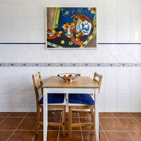Coolhouses Algarve Luz, 2 Bed Floor Flat, Amazing Sea View, Central. Delicia Do Sol * Luz