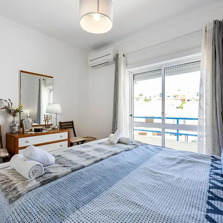 Coolhouses Algarve Luz, 2 Bed Floor Flat, Amazing Sea View, Central. Delicia Do Sol Apartment