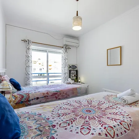 Coolhouses Algarve Luz, 2 Bed Floor Flat, Amazing Sea View, Central. Delicia Do Sol Luz