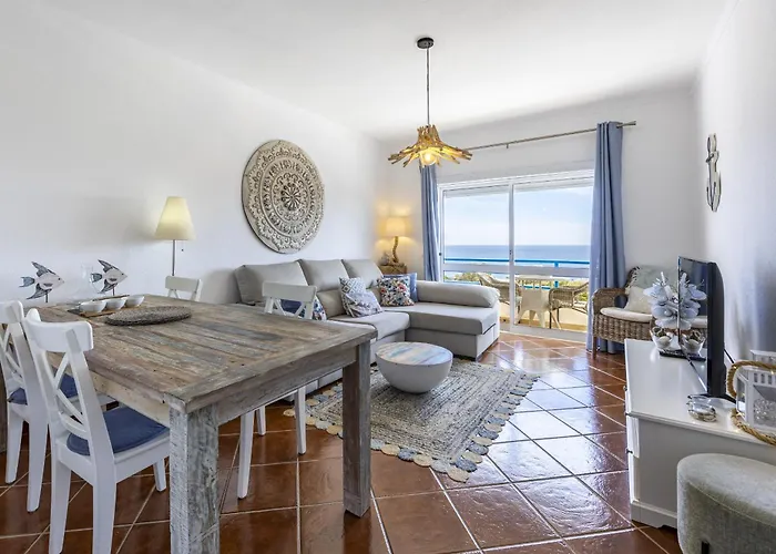 Coolhouses Algarve Luz, 2 Bed Floor Flat, Amazing Sea View, Central. Delicia Do Sol *