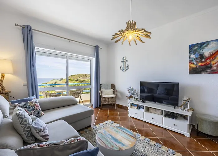Coolhouses Algarve Luz, 2 Bed Floor Flat, Amazing Sea View, Central. Delicia Do Sol Апартаменты
