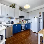 Coolhouses Algarve Luz, 2 Bed Floor Flat, Amazing Sea View, Central. Delicia Do Sol *
