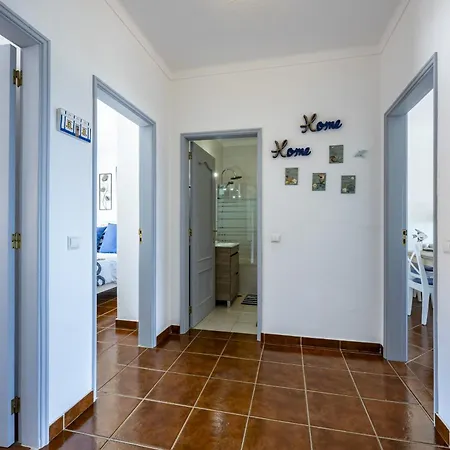 Апартаменты Coolhouses Algarve Luz, 2 Bed Floor Flat, Amazing Sea View, Central. Delicia Do Sol